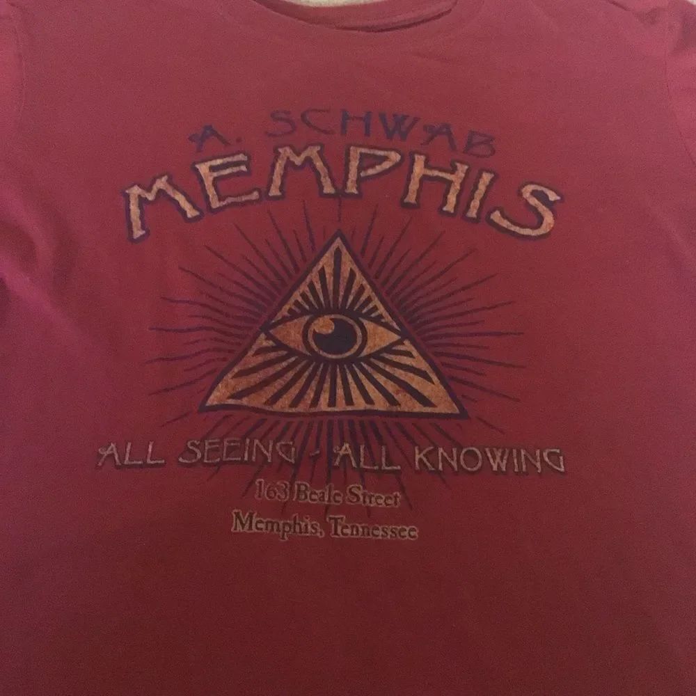 Vintage Memphis A. Schwab “All Seeing All Knowing” T-shirt